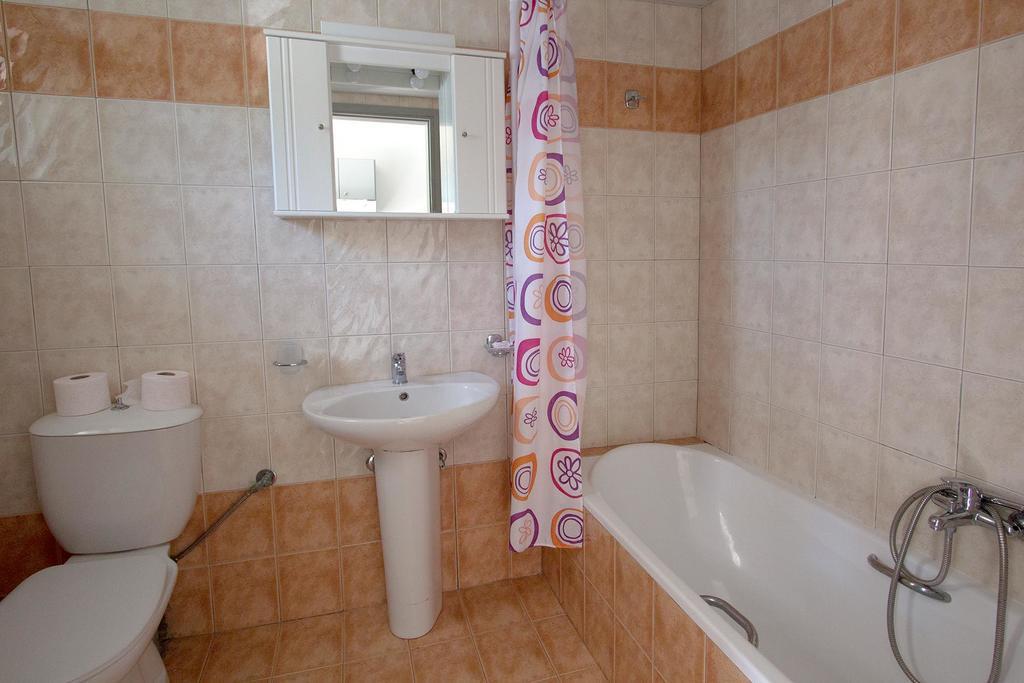 גאורגיופוליס Pinelopi Apartments מראה חיצוני תמונה