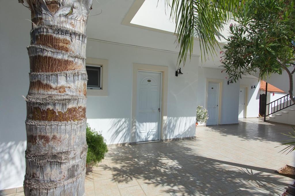 גאורגיופוליס Pinelopi Apartments מראה חיצוני תמונה