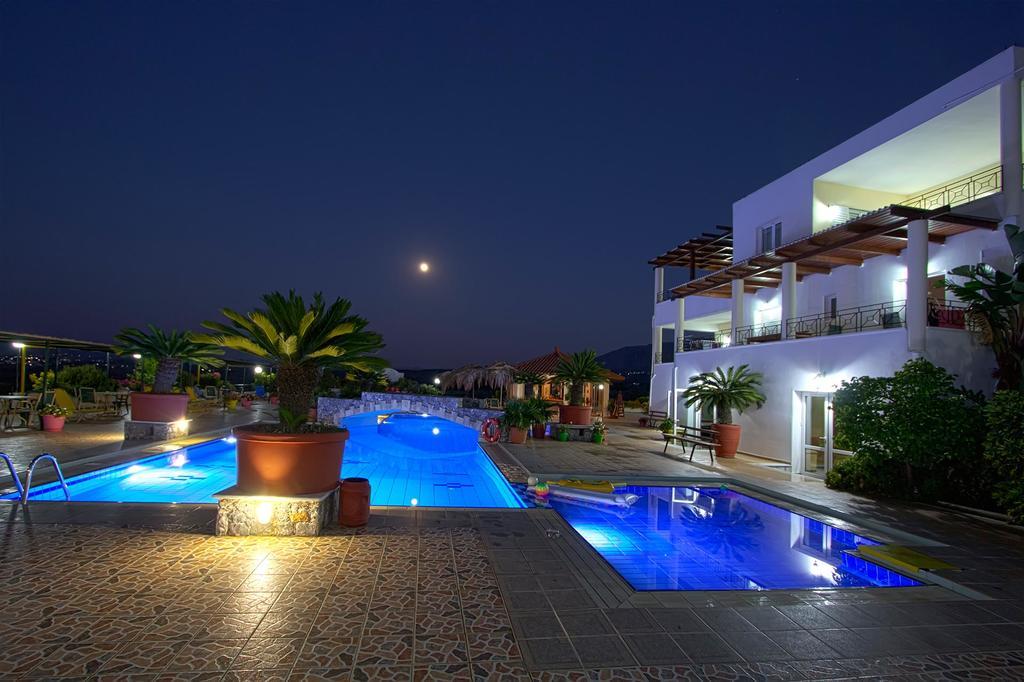 גאורגיופוליס Pinelopi Apartments מראה חיצוני תמונה