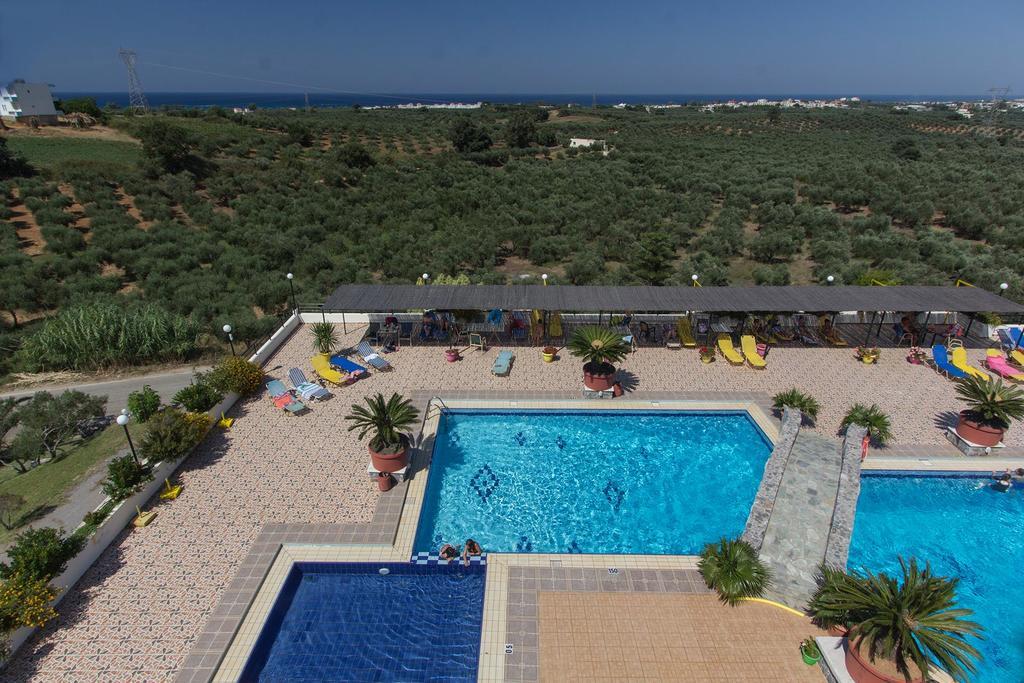 גאורגיופוליס Pinelopi Apartments מראה חיצוני תמונה