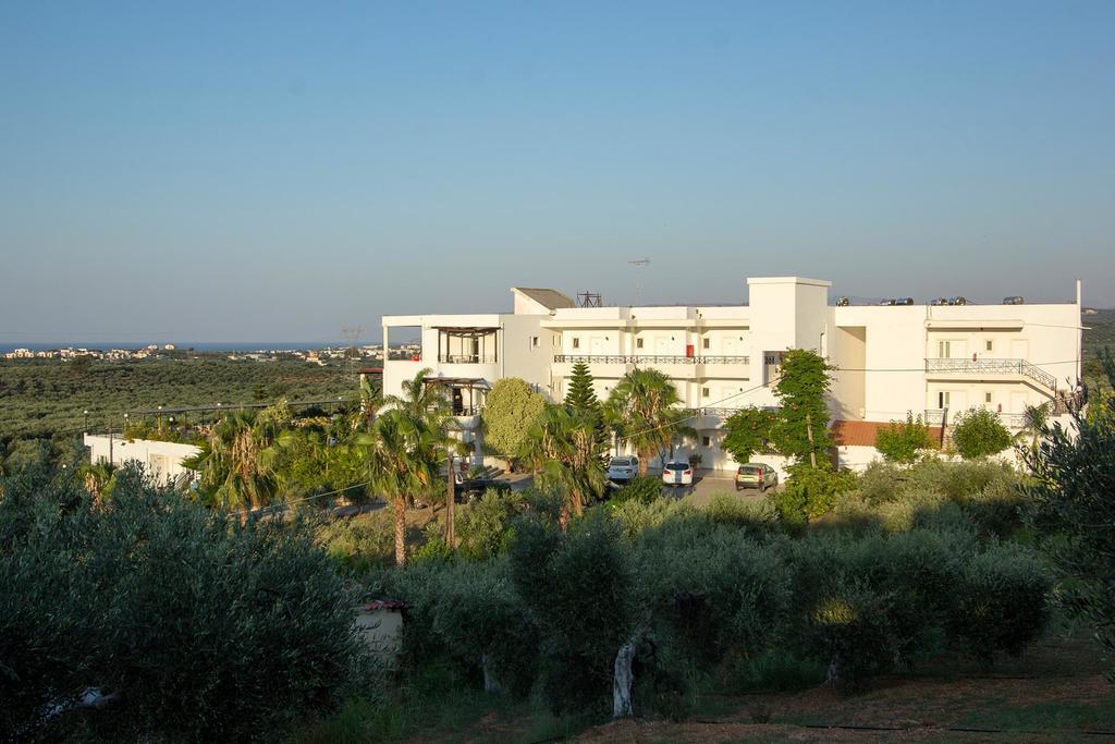 גאורגיופוליס Pinelopi Apartments מראה חיצוני תמונה