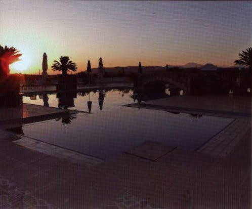 גאורגיופוליס Pinelopi Apartments מראה חיצוני תמונה