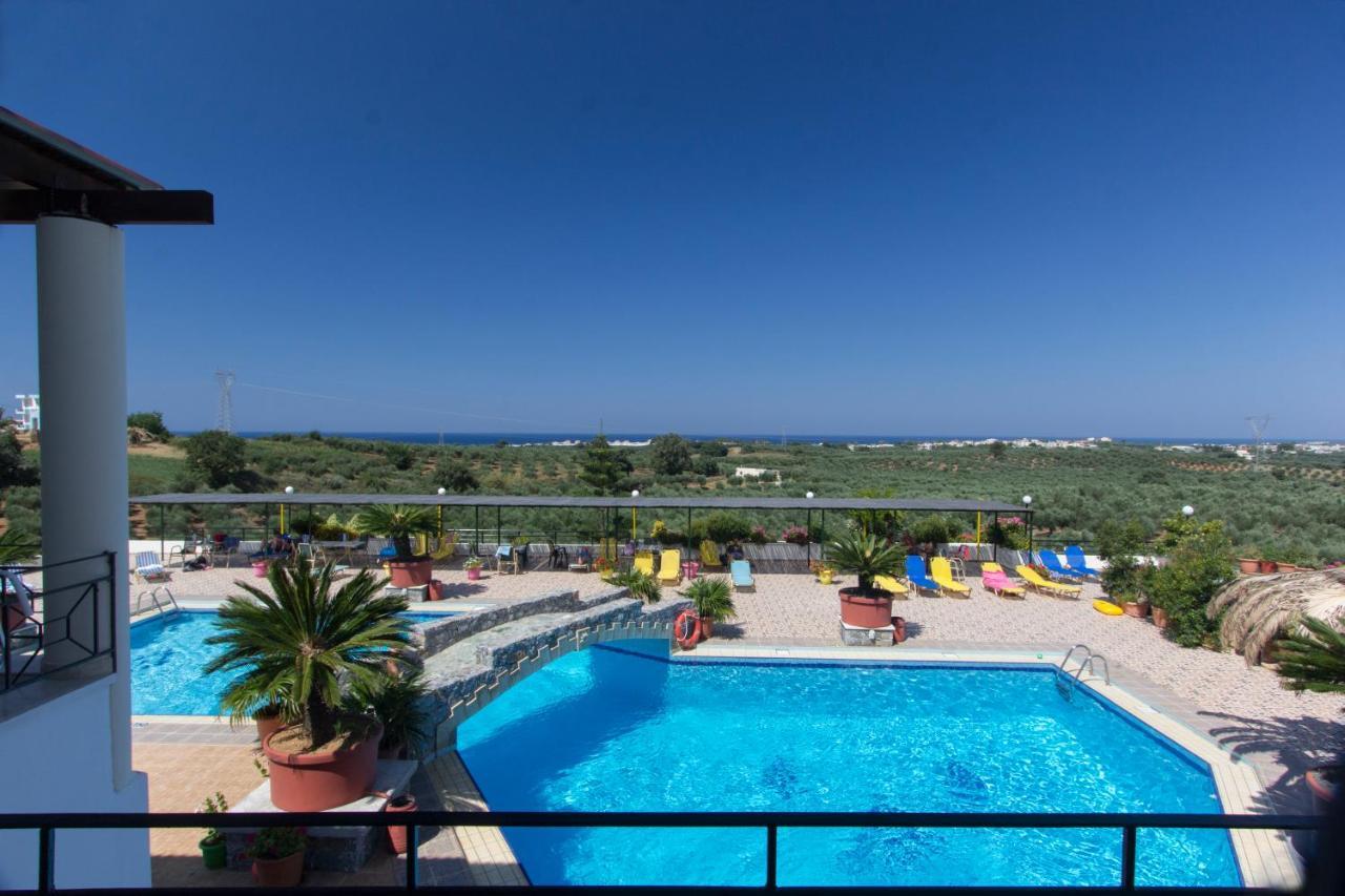 גאורגיופוליס Pinelopi Apartments מראה חיצוני תמונה